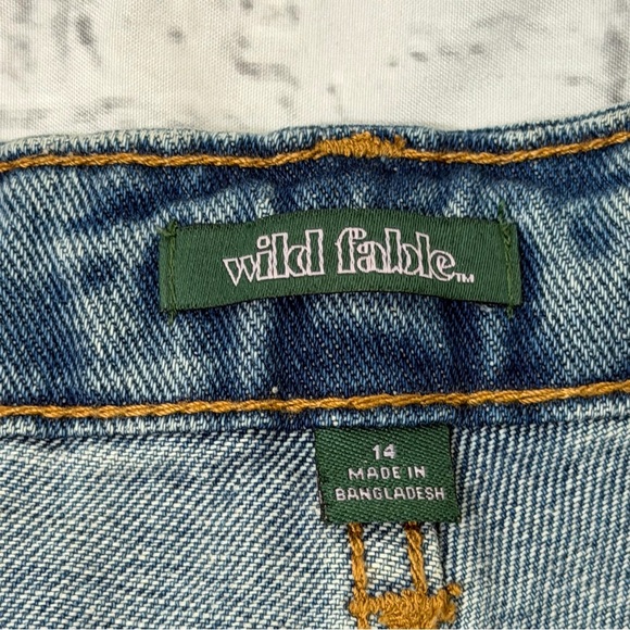 Button Fly High Rise Distressed Shorts - Picture 3 of 6